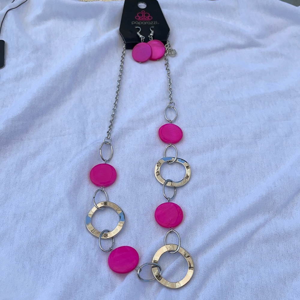 Necklace/earring set